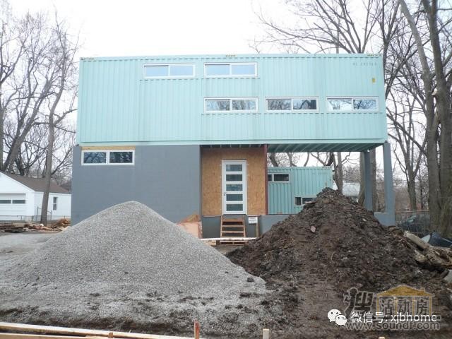 她用5個集裝箱，建起一棟絕美房屋！