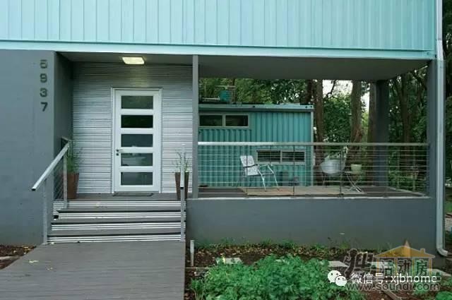 她用5個集裝箱，建起一棟絕美房屋！