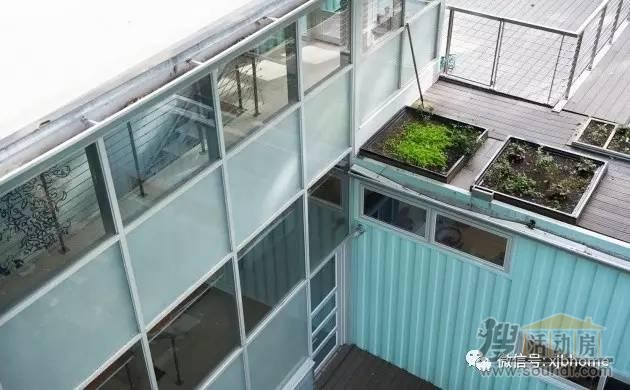 她用5個集裝箱，建起一棟絕美房屋！