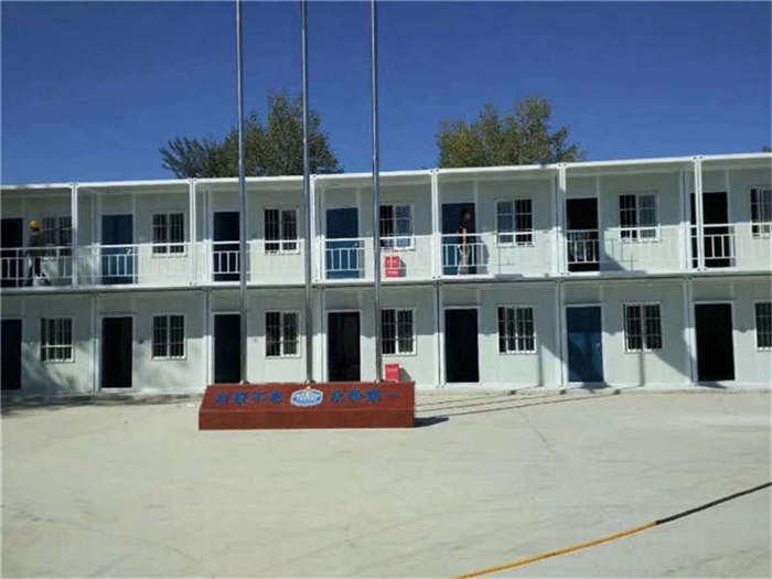 天津辰匯鋼鐵貿(mào)易有限公司雙橋工業(yè)園區(qū)1011平米舊活動(dòng)板房購(gòu)買(mǎi) 